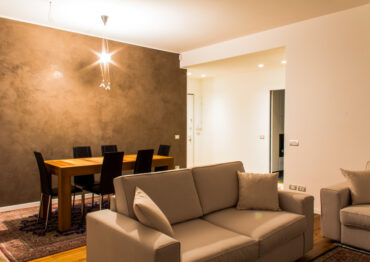 appartamento via giacosa milano